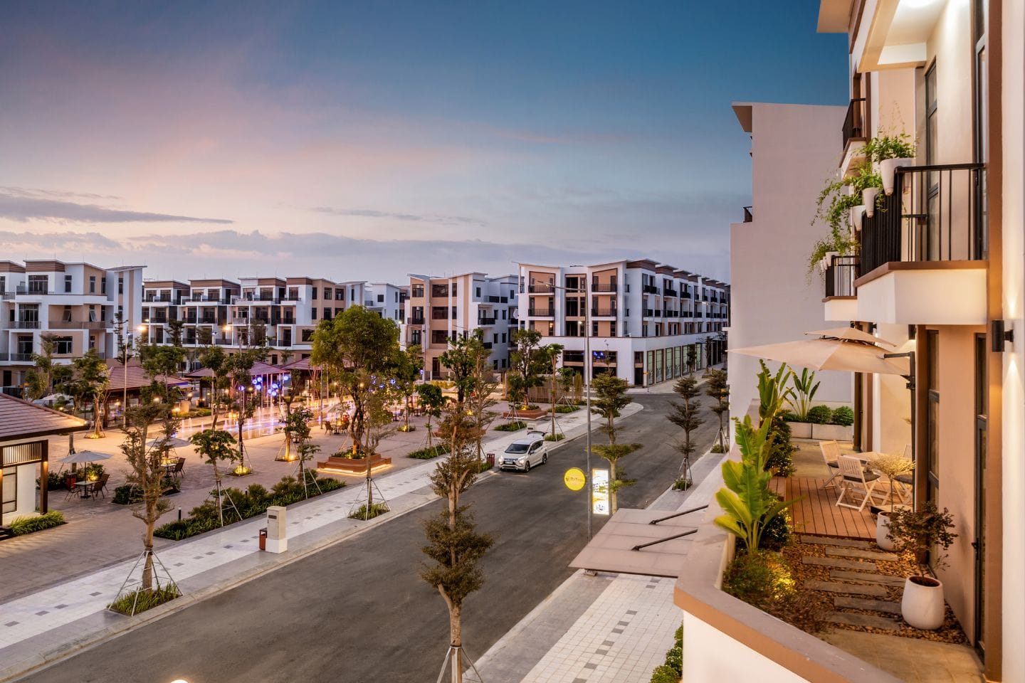 Dự Án TT City Millennia ảnh thực tế công viên về đêm dự án tt millennia city